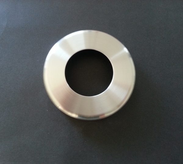 Rosette Ø 105x25mm für Rohr Ø 42,4mm